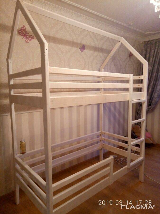 2х-ярусная кровать-домик из натурального дерева