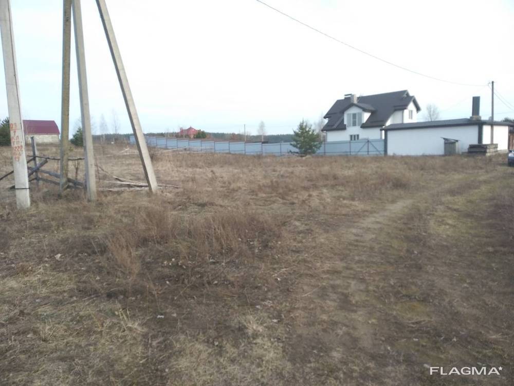 Продам участок под застройку возле озера, леса