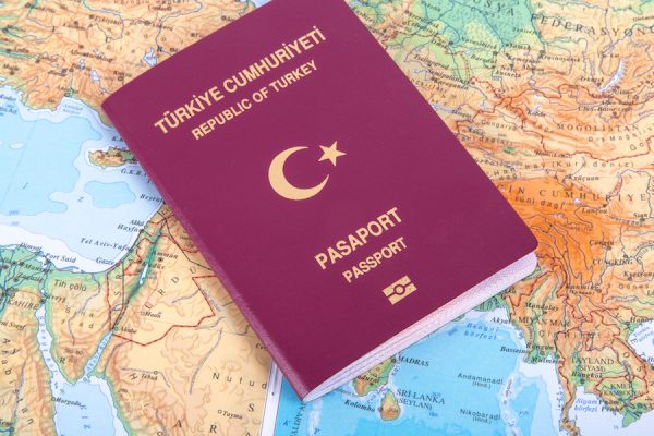 Оказываем  профессиональную помощь в оформлении ВНЖ и гражданства Турции.