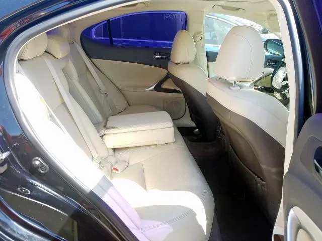 Lexus IS 250 2011 года – легенда за 8250$