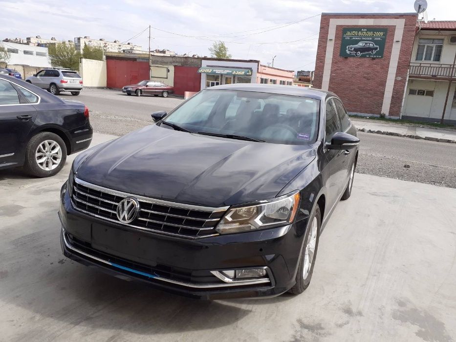 Volkswagen Passat B8 2016 - двигатель в ритме сердца