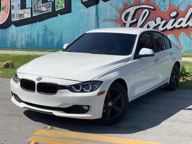 2013 BMW 3 Series 328i – гремучая смесь!