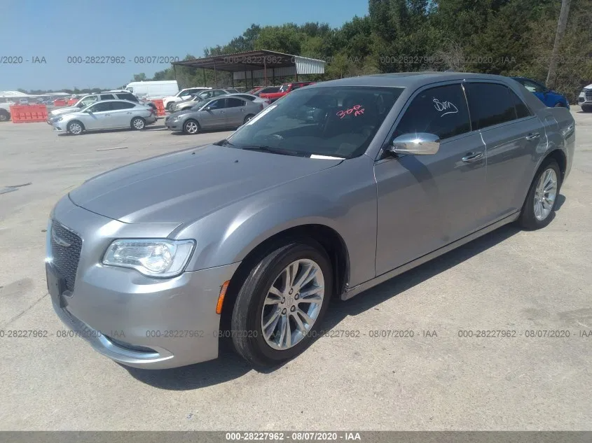 Chrysler 300C – E-class для мафии?