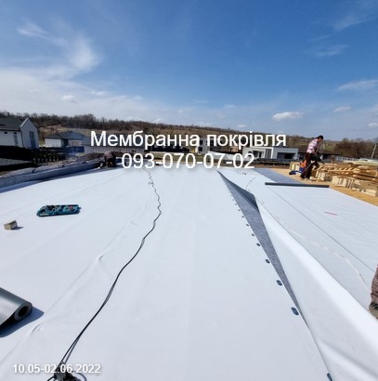 Облаштування мембранної покрівлі Гайсин