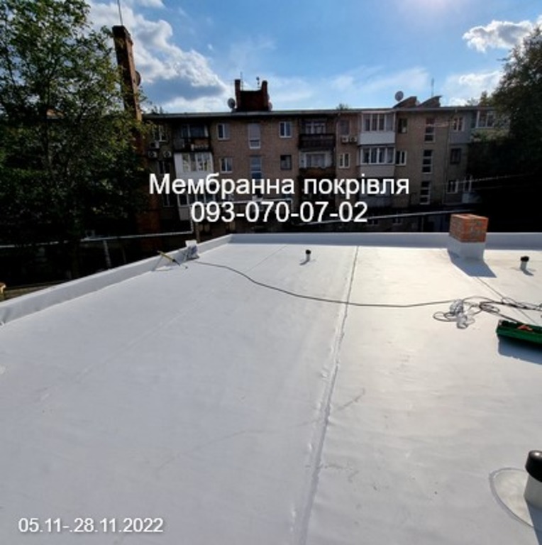 Монтаж покрівлі з ПВХ та ТПО мембрани