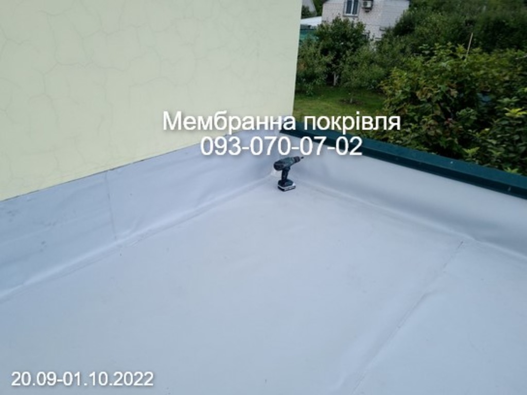 Навіси, козирки ПВХ мембраною