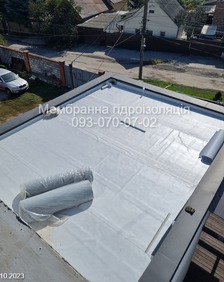 Монтаж ПВХ мембрани. Любої важкості