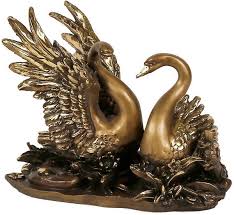 Куплю старовинні скульптури.