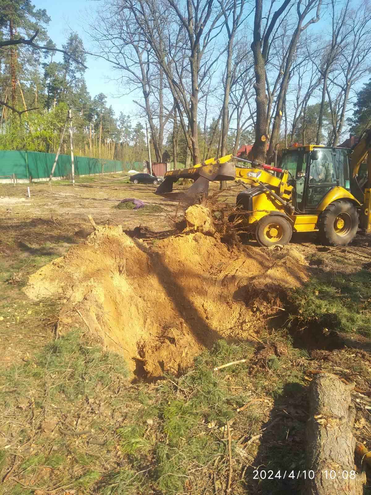 РОЗЧИСТКА ДІЛЯНКИ ПІД ЗАБУДОВУ.