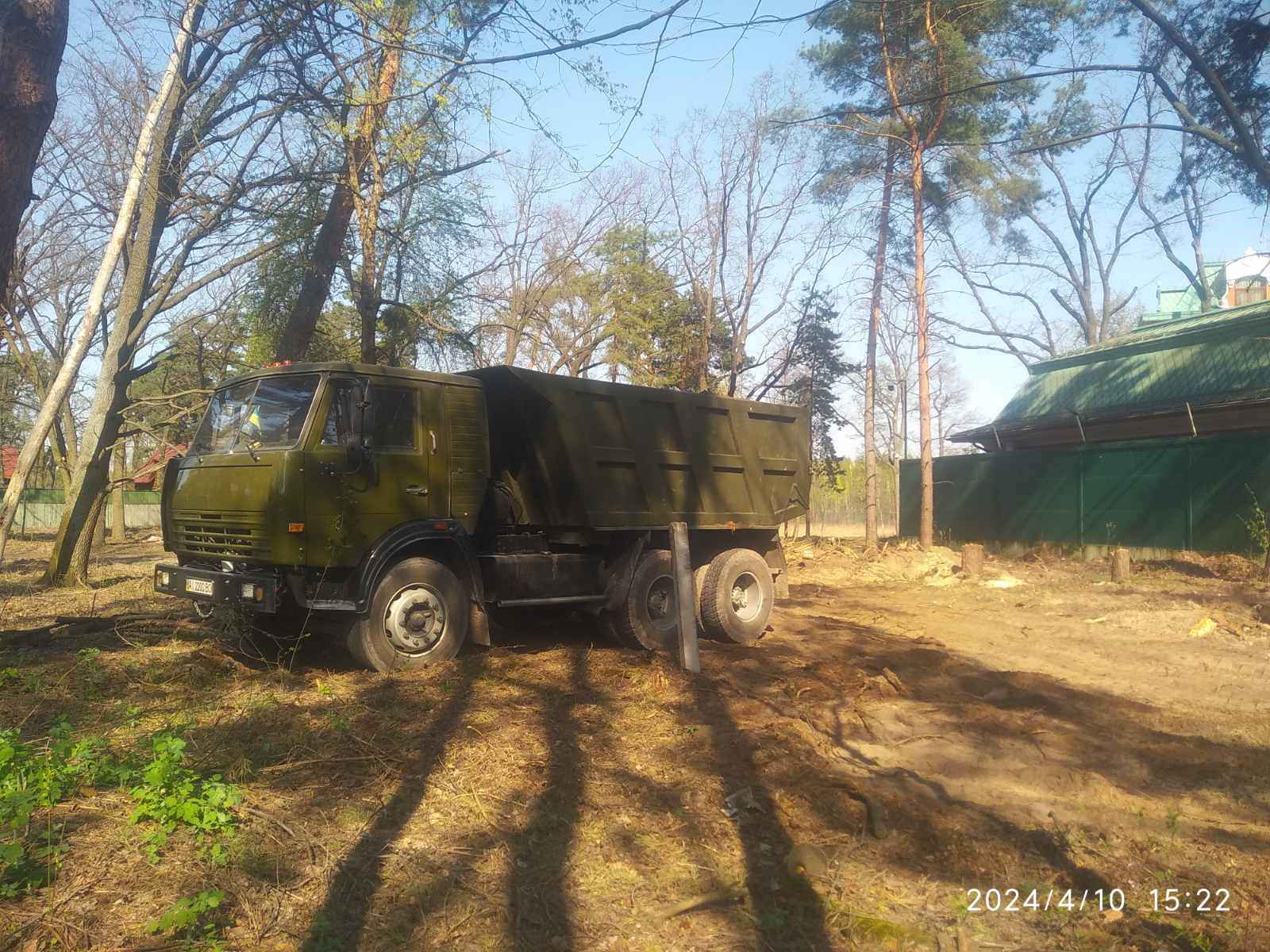 РОЗЧИСТКА ДІЛЯНКИ ПІД ЗАБУДОВУ.