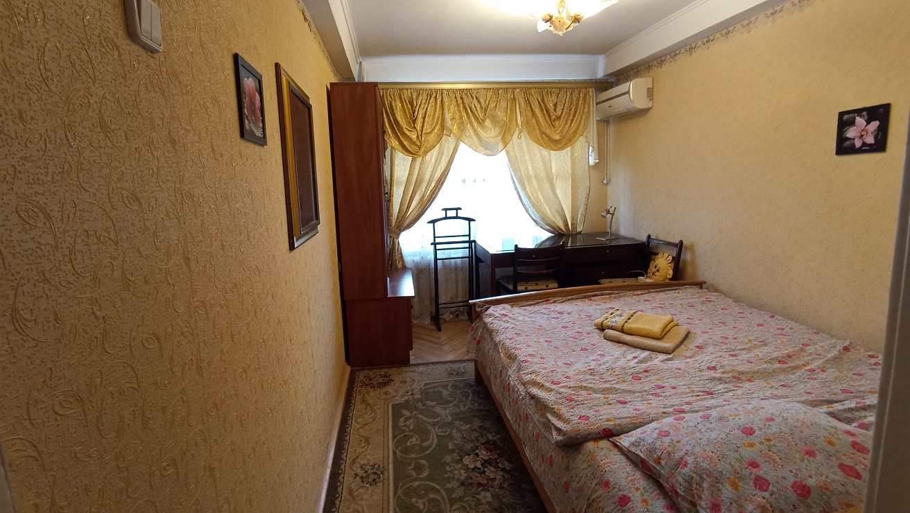 Аренда 4-комнатной квартиры в центре Киева посуточно