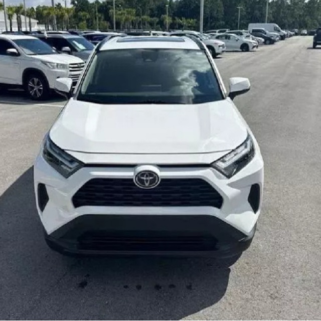 Toyota RAV4 2022 XLE