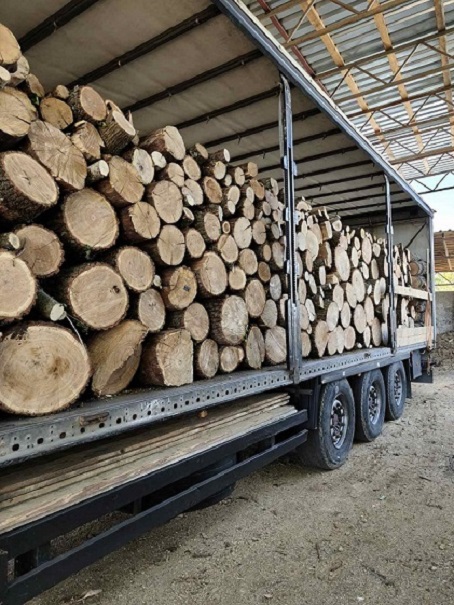 Продаєм якісні дрова рубані, брикети Nestro та вугільні Одеса.
