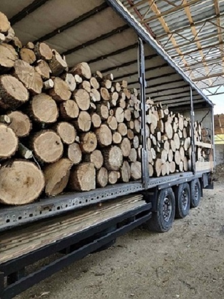 Продам дрова колоті в Одесі та області. Швидка доставка.