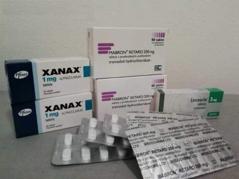 Buy xanax,Oxycodone Oxycontin Ritalin codeine