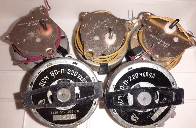 Куплю ДСМ-60-П-220 УХЛ 4.2, ДСМ60-П-220, ДСМ60-Л-220 двигатель