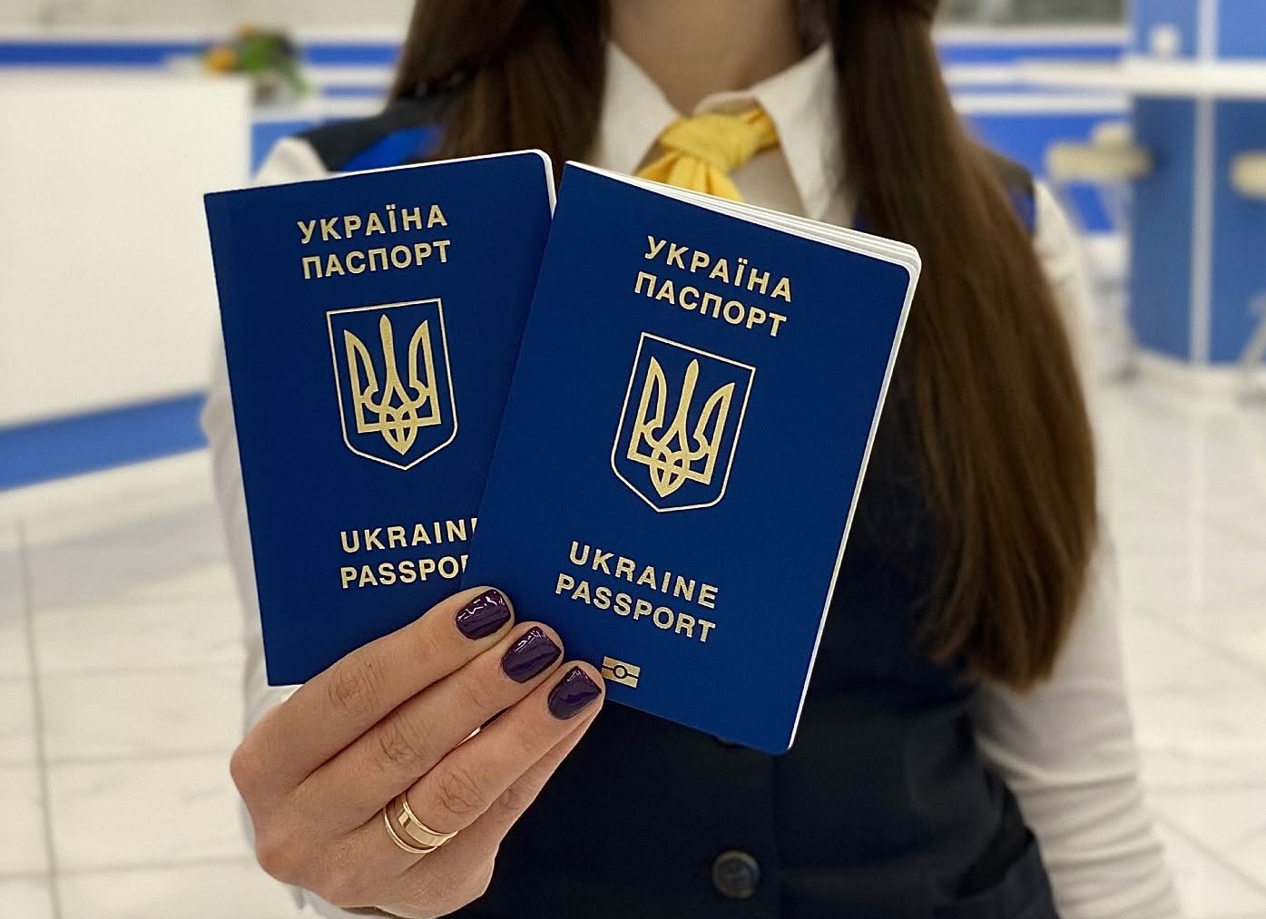 Паспорт Украины, загранпаспорт, права