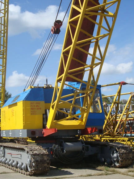 Кран гусеничний МКГ-25БР. Продажа.