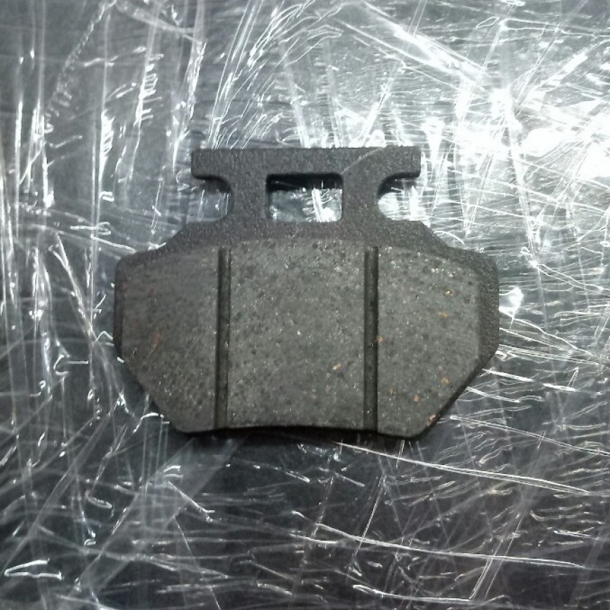 Тормозные колодки задние для 12" колес (Код: 04-127 )