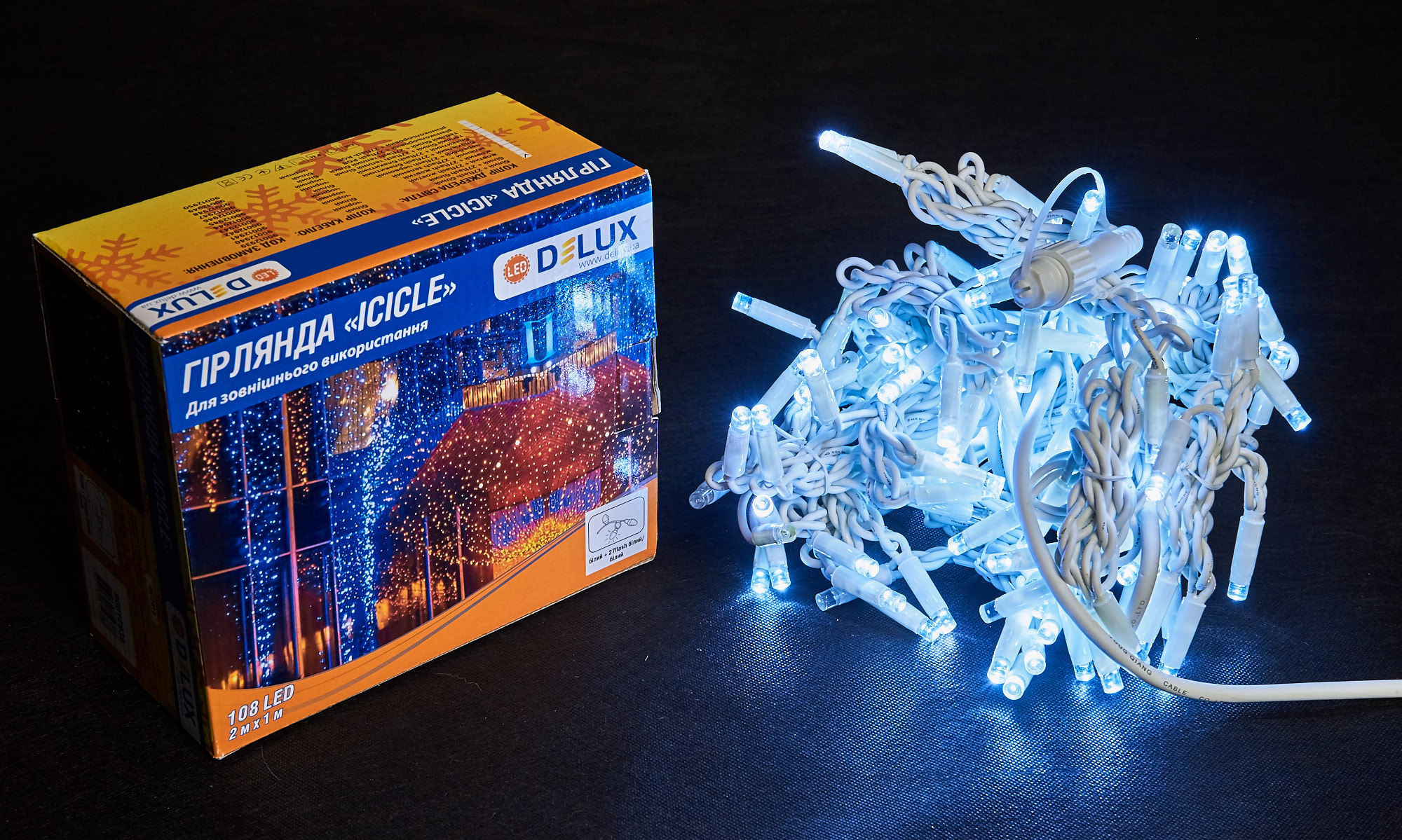 Гірлянда зовнішня DELUX ICICLE 108 LED бахрома 2x1m 27 flash білий/білий IP44 EN