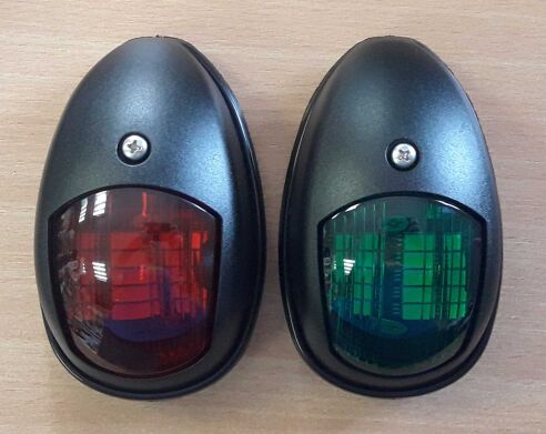 Огни ходовые на LED лампах. ПАРА. Черный полиамид. 12-24 В. 8 Вт. IP65. Угол свечения - 100