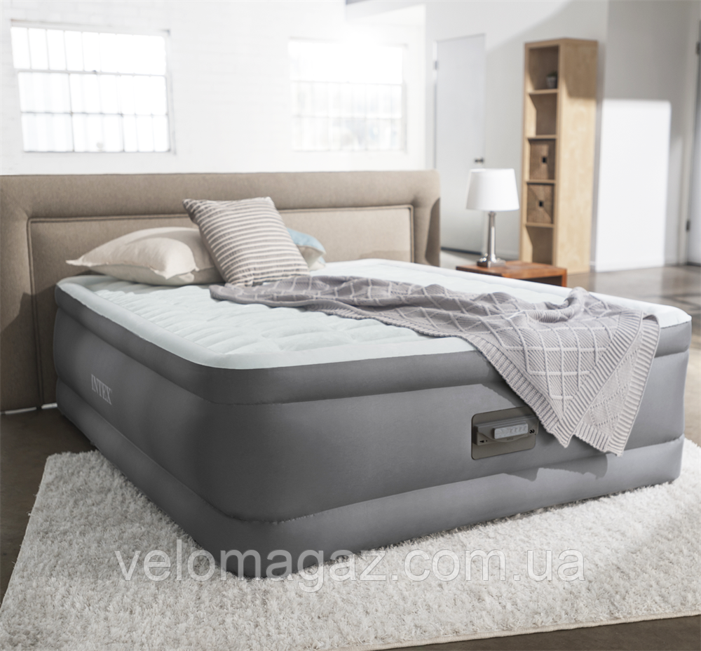 Надувная кровать 99*191*46 см с встроенным насосом Intex 64482