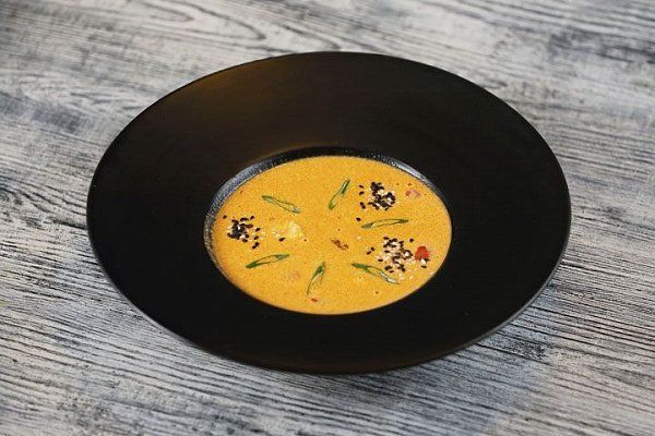 Биск из креветок с говядиной и куриным филе - Мястория