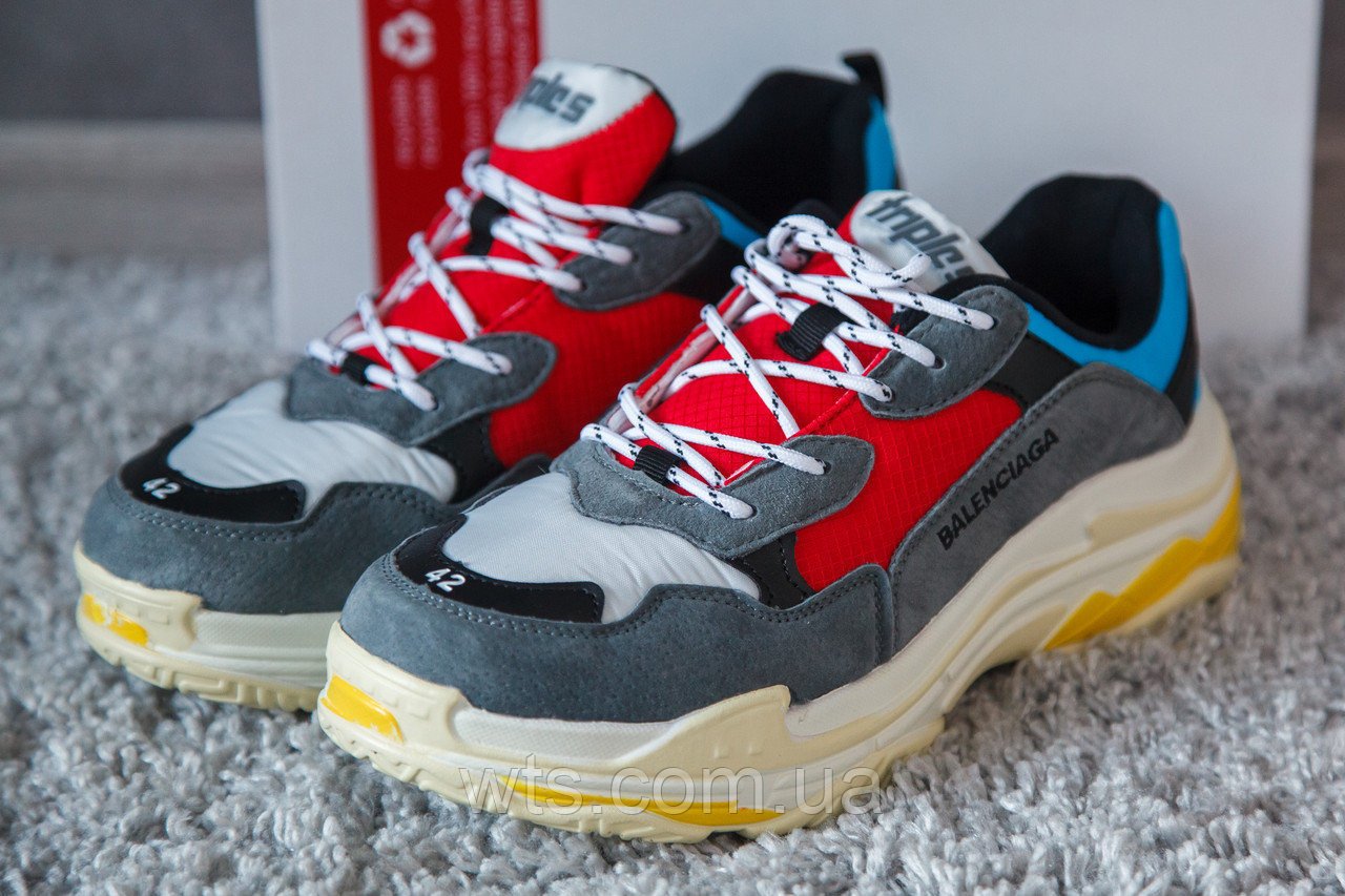 Кроссовки Balenciaga Triple S Баленсиага Трипл С (41,42,43)