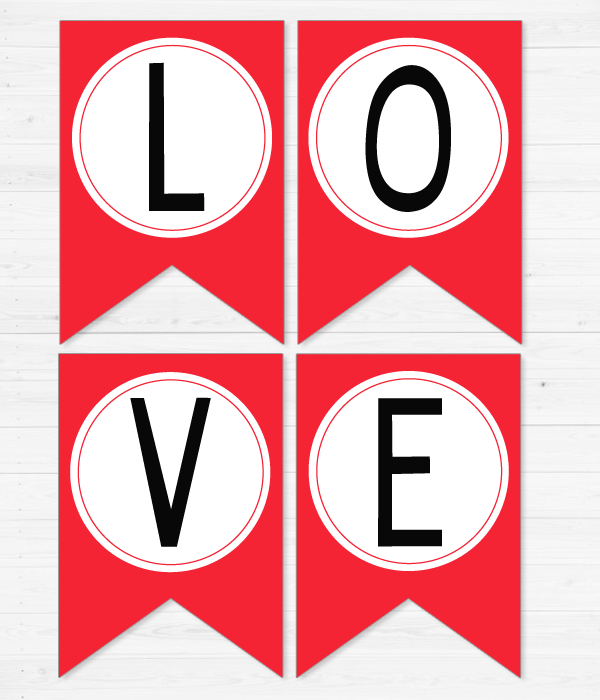 Бумажная гирлянда "Love"