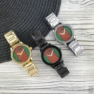 Женские часы Gucci 6854