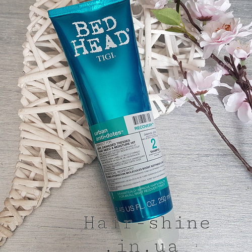Шампунь увлажняющий для сухих и поврежденных волос Tigi Bed Head Urban Anti+Dotes Recovery Shampoo