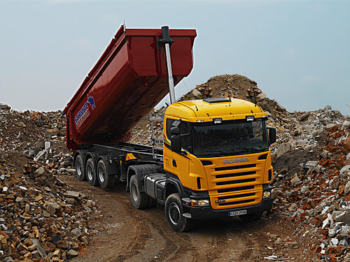 Установка самосвальной гидравлики на тягач SCANIA