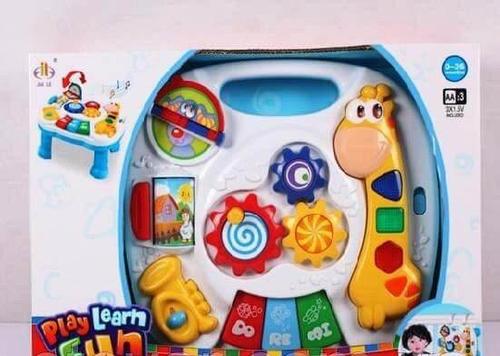 Развивающая игрушка «Музыкальный столик» (свет, звук) 688