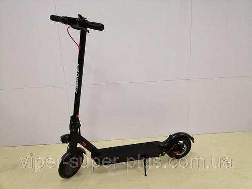 Электросамокат с надувными колесами Crosser Е9 (7,5 АН с ААР и нижней подсветкой) Черный