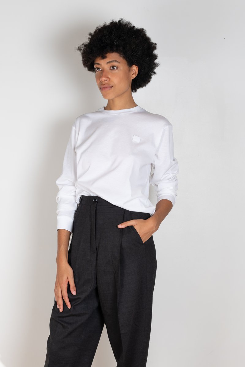 Elwood Tee