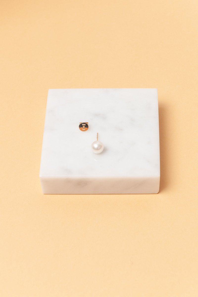 Petite Perle Earring