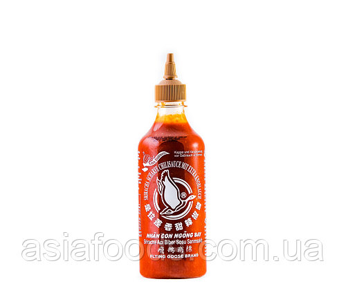 Соус Шрирача с чесноком (51% чили) Sriracha Flying Goose Brand 455 мл