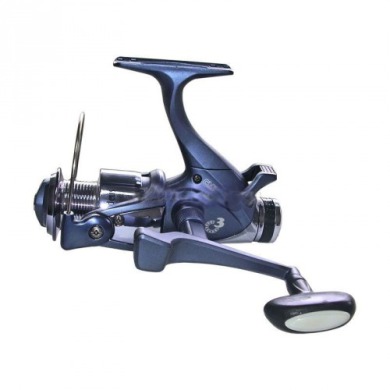 Безынерционная катушка с бейтраннером Amadeus Carpmania CM30