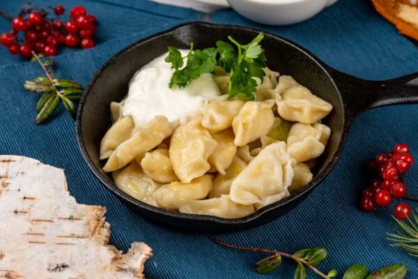 Вареники с адыгейским сыром и укропом