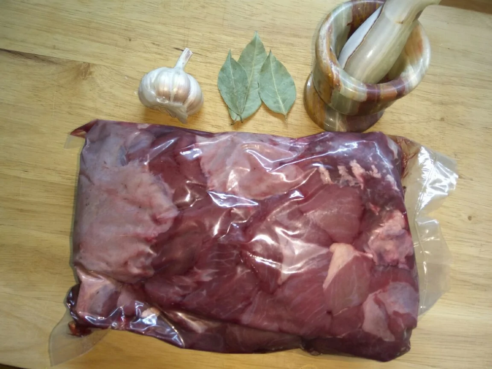 Гуляш из мяса лося