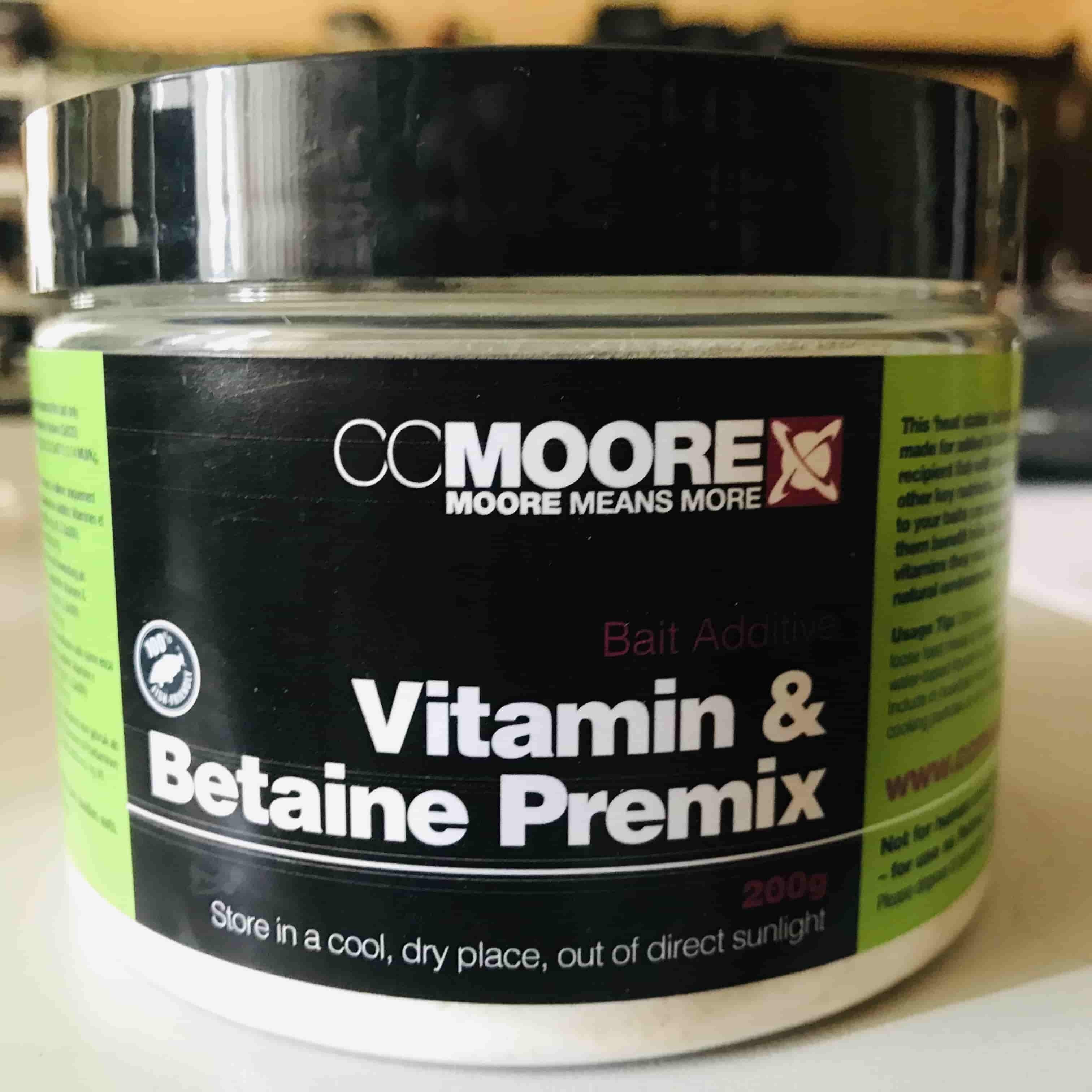 CC Moore Vitamins + Betaine Premix 200 g