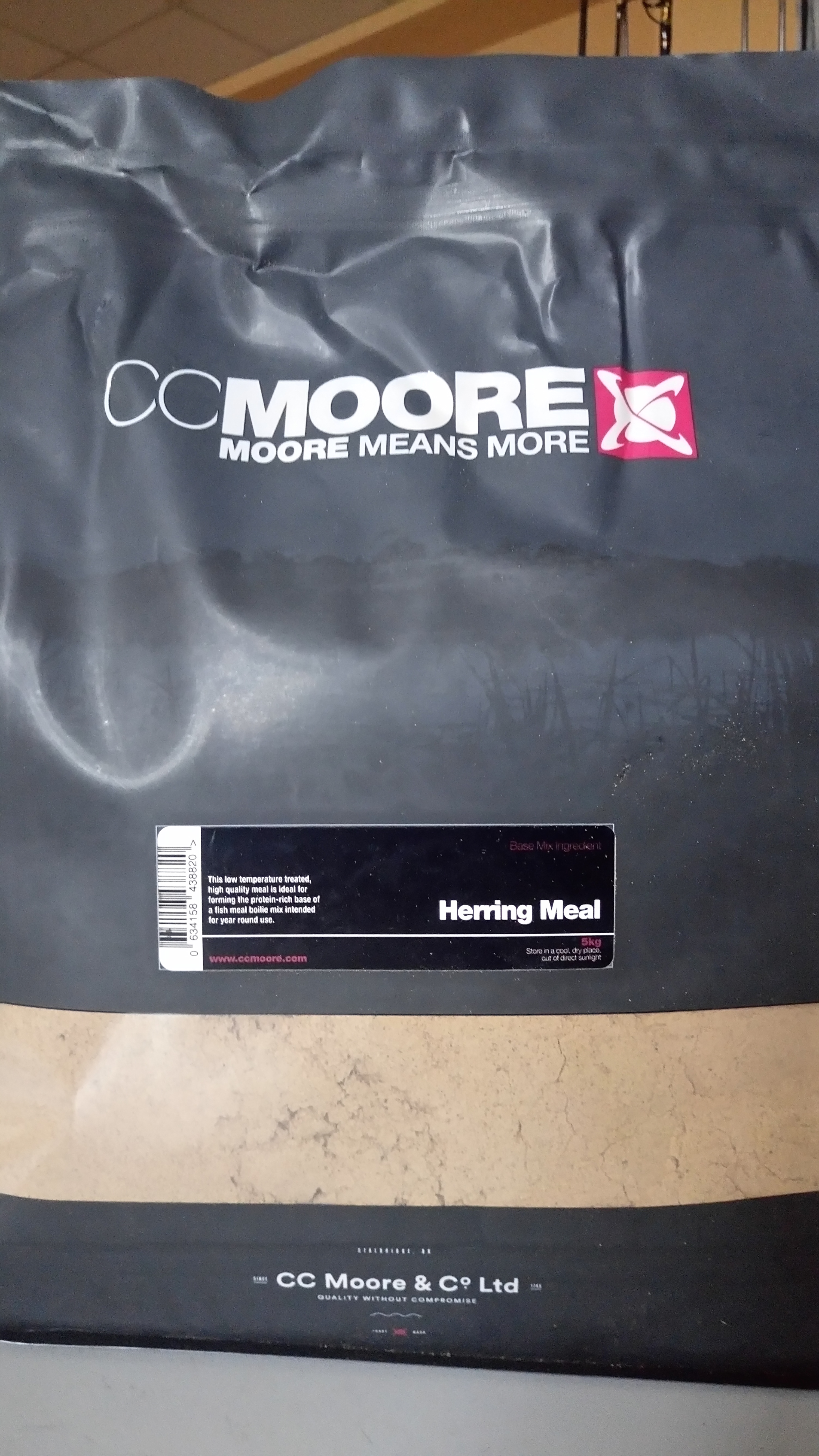 CC Moore Herring Meal 5 kg