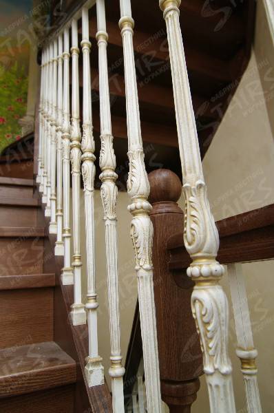 Стойки ограждения (балясины)