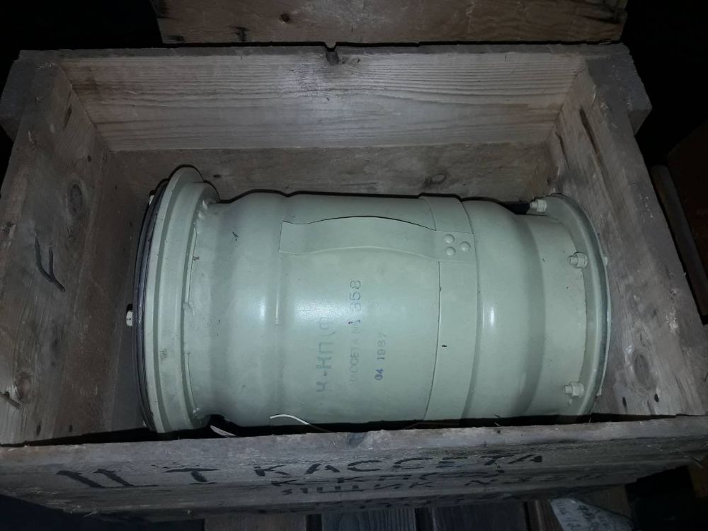 Покупаем промышленные фильтры  К-КП(Ф) и бачки от противогазов ДП-2, ДП-4!